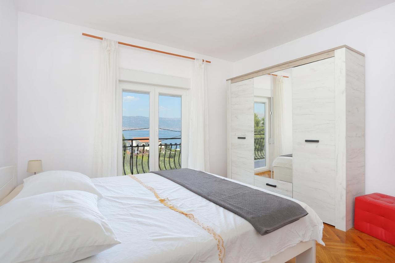 Apartment Arbanija 1125A Trogir Exterior foto